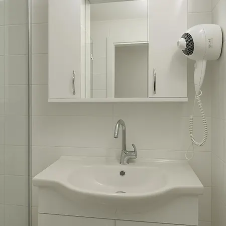 Rezidans Lejlighedshotel 3*